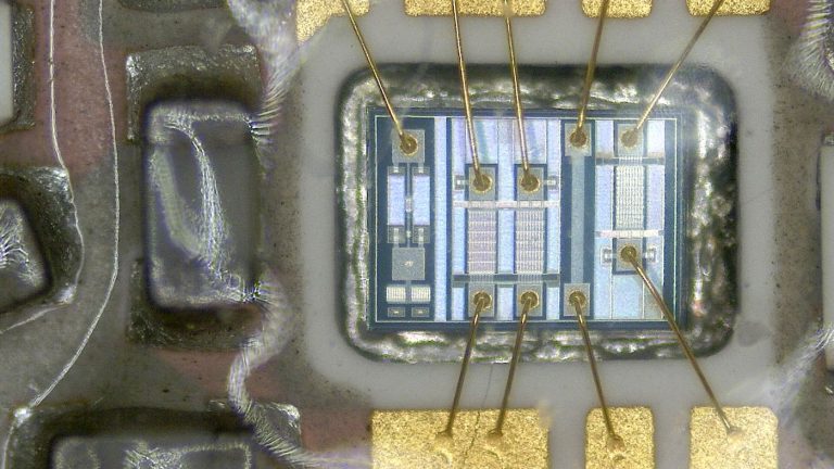 On-Device AI Makes Phones Smarter Without the Cloud On-Device AI Makes Phones Smarter Without the Cloud — illustrative photograph